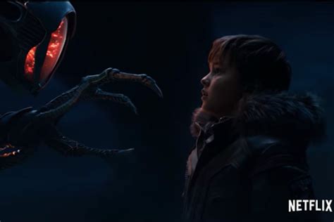 lost in space the robinsons are stranded in first trailer for reboot