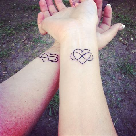 Sister Infinity Heart Tattoo Tatouage Coeur Tatouage Soeurs
