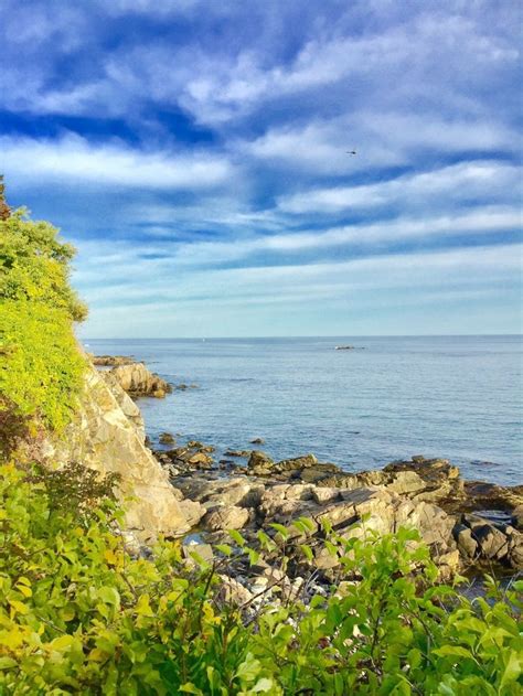 Hike The York Cliffs In Maine Right Along The Ocean In York Me