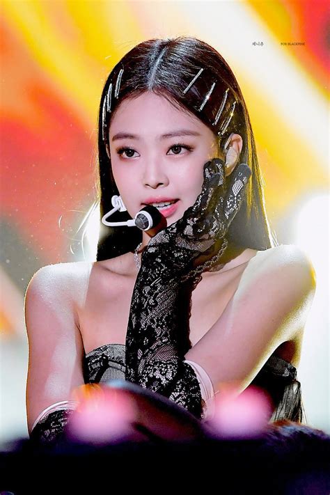 블랙핑크 제니 직캠 'lovesick girls' (blackpink jennie fancam) @show!musiccore 201010 {jennie} focus fancam 'lovesick girls' blackpink dance practice mirrored 제니. 쇄골 어깨라인 이쁘다는 블랙핑크 제니