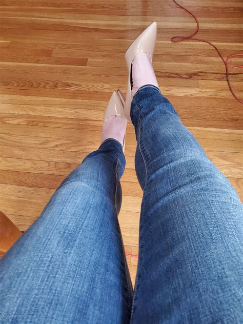 jeans and heels yes please scrolller