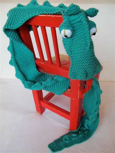 Handknitted cashmerino Dragon Scarf / Puppet by WildeandWoolley . WANT WANT WANT I WISH I 