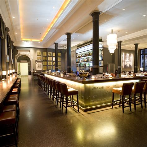 Die bank a restaurant from the 2020 michelin guide germany. Die Bank Brasserie und Bar - Hamburg | CREME GUIDES