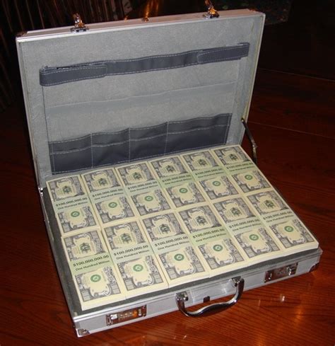 Like if i had 100 dollar bills, would it not be 99 or 101 grams? How much does $1m in $100 bills weigh? - Quora