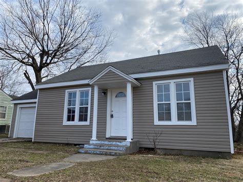 1112 Coolidge St, Seminole, OK - 2 Bed, 1 Bath Single-Family Home - 9