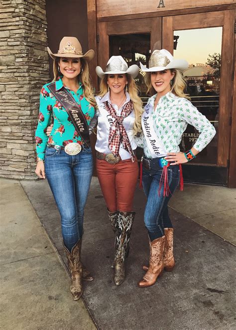 Miss Rodeo America 2017 Lisa Lageschaar Miss Rodeo California 2017 Brittney Phillips Miss