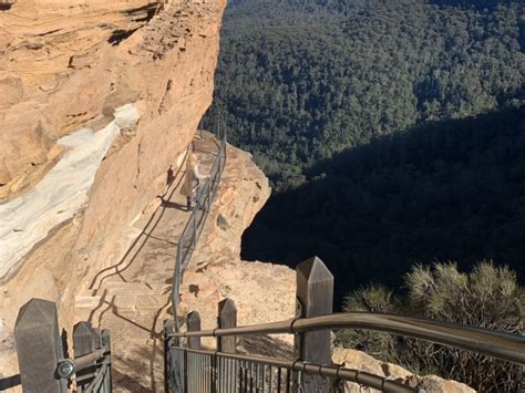 National Pass Blue Mountains Clifftop Bushwalk Wentworth Falls