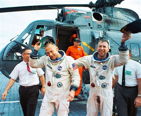 November 15 1966 Gemini Xii Crew Returns To Earth Nasa Nasa Images