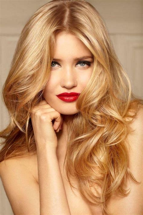 Top 10 Hair Color Trends For Blonde Women In 2021 Golden Blonde Hair Color Honey