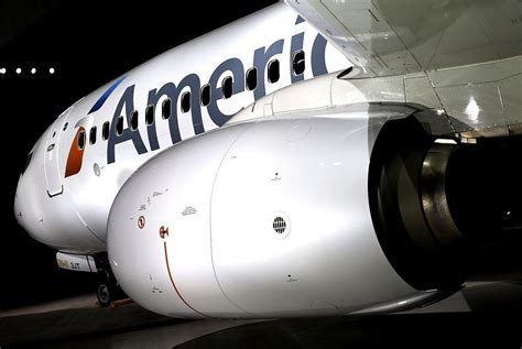 American Airlines unveils new logo - Arabianbusiness