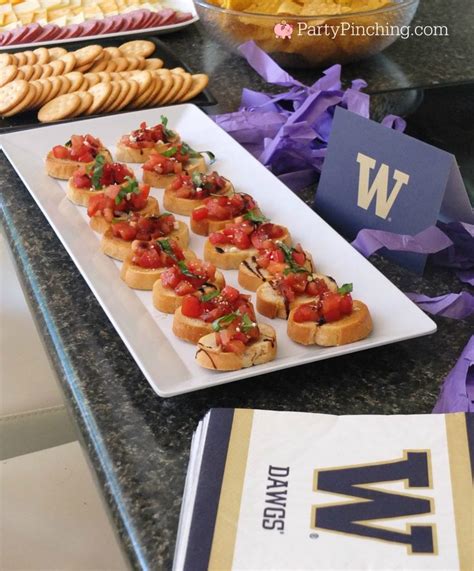 From easy finger food appetizers to salads, pasta, mocktails, and the most decadent desserts, we've rounded up the best graduation . Best Graduation Party Food ideas, best grad open house ...