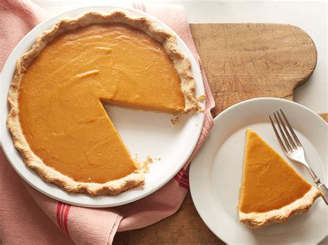 In a separate bowl, sift together the flour, baking soda and salt. Planning A Vegetarian Thanksgiving Feast - Women Fitness