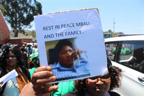 Don’t Protect Women Abusers‚ Bathabile Dlamini Tells Mourners