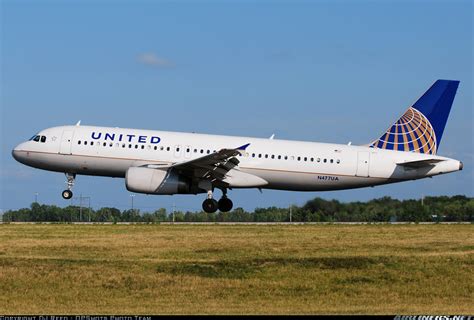 Airbus A320 232 United Airlines Aviation Photo 2153652
