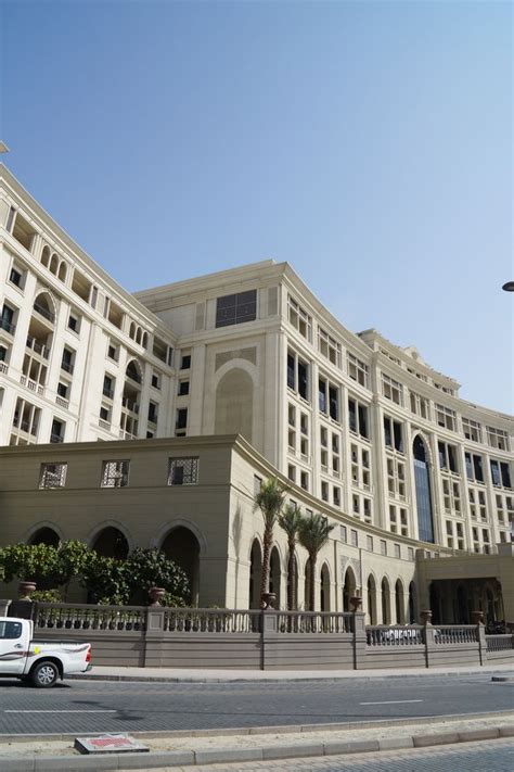 Palazzo Versace Propsearchae