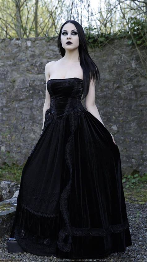 Pin By Creatures From Elsewhere On Gothic Beauty Goth Dress Gothic
