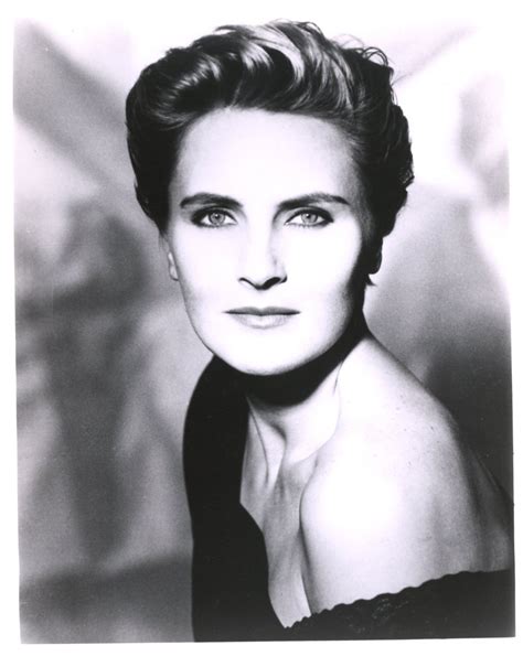 Denise Crosby 8x10 Glossy Photo B6257