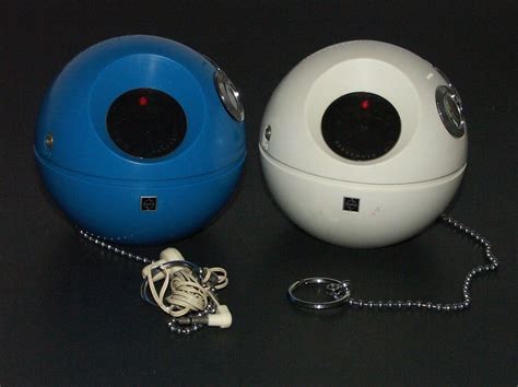 Panasonic Panapet 70 Vintage Am Radio White And Blue Round Ball W Chain