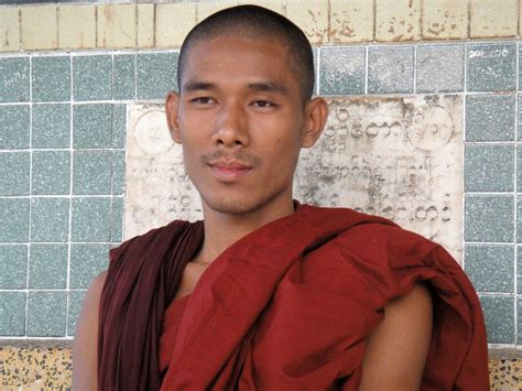 Gambar Manusia Orang Orang Orang Pria Biarawan Agama Budha