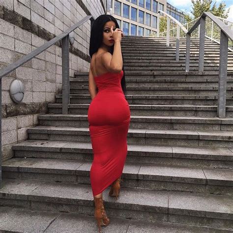 Tight Dresses Go Hand In Hand With The Weekend 39 Photos Tight Dresses Fashion Backless Dress