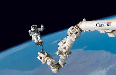 Photoshopped logo on Canadarm2 part of government websites | Toronto Star