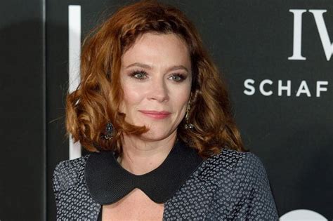 marcella return confirmed as itv announce second series of anna friel drama mirror online