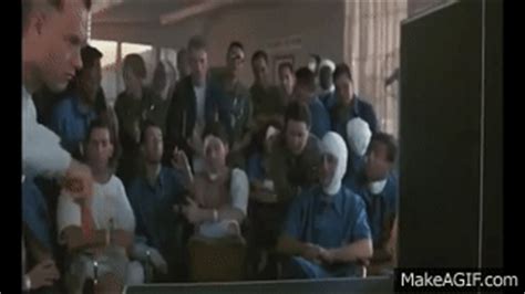 Proste forrest gump gif animacije da prenesete. Forest Gump Ping Pong on Make a GIF