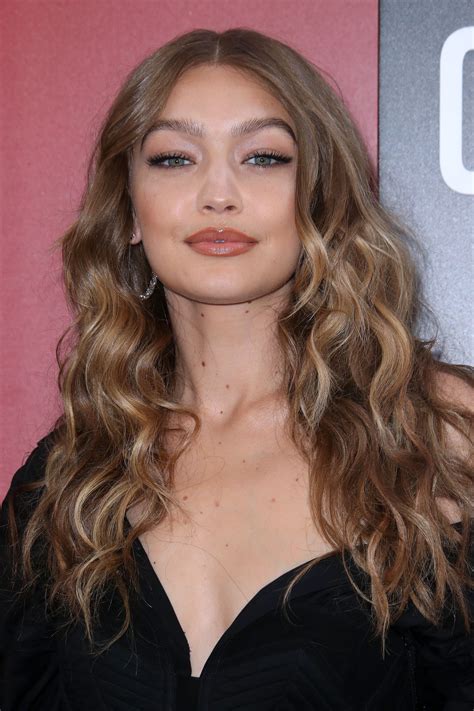 Gigi hadid has set the record straight, and recently called out a publication for claiming she was gigi hadid is pregnant! Gigi Hadid Sexy - The Fappening Leaked Photos 2015-2019