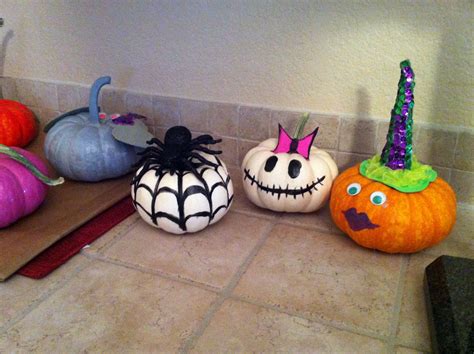 30 Decorated Mini Pumpkin Ideas Decoomo