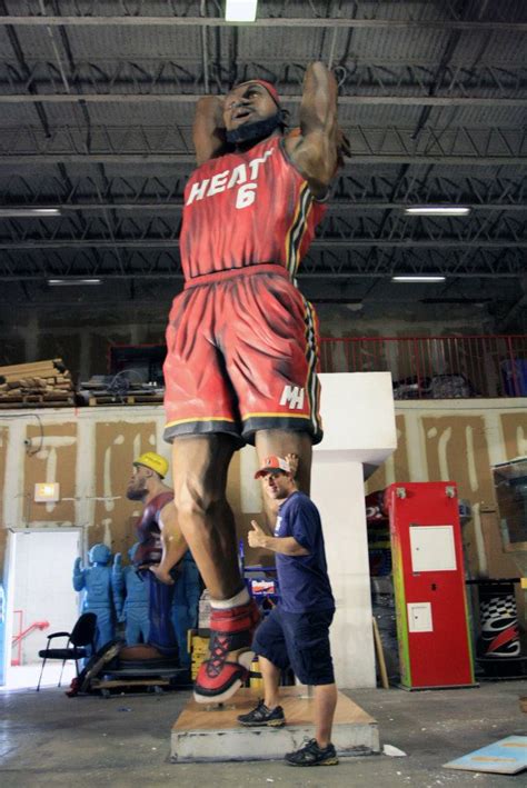18 Foot Statue Of Lebron James Created Video And Photos