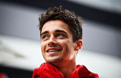 Born 16 october 1997, monte carlo, monaco) is a monégasque professional racing driver, currently driving in the 2021 fia formula one world championship for ferrari , after competing for sauber in 2018. Charles Leclerc, le prodige : un jour, une histoire - Bloc ...