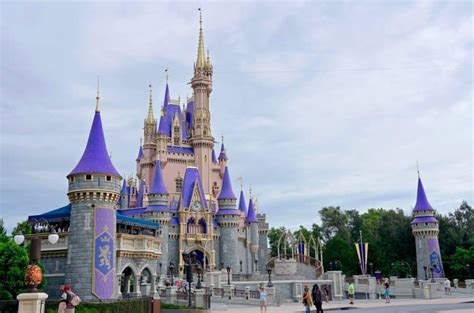 A Look At Cinderellas Castle At Disney World Over The Years Wdw