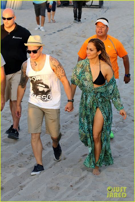 Jennifer Lopez Music Video Set With Shirtless Casper Smart Photo 2864718 Bikini Casper
