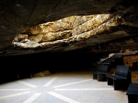 Belum Caves Into The Depths Of The Second Longest Caves