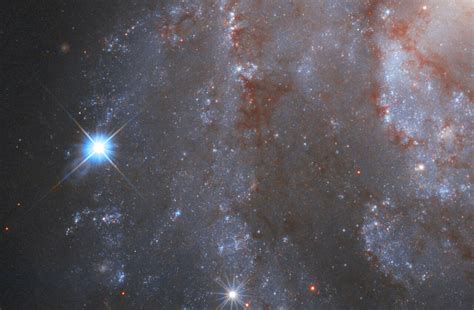 Hubble Observes Spectacular Supernova Time Lapse Astronotes