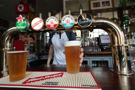 Britons To Spend M In Rush To The Pub On July Weekend Research