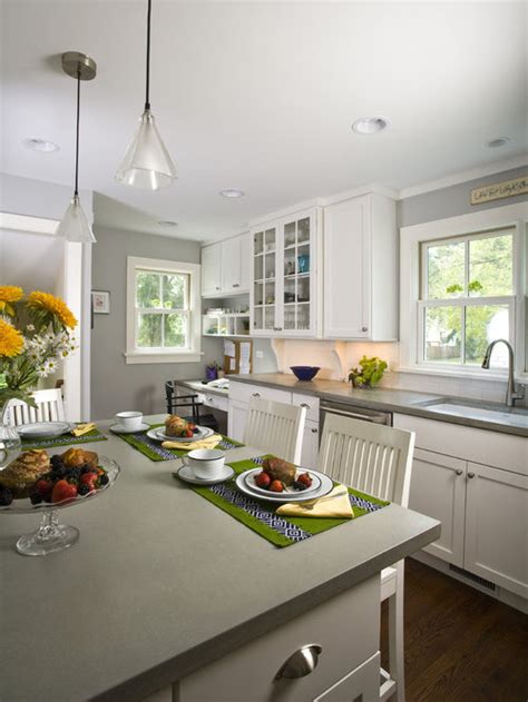 The color kept the wall neutral but nicely went with. Benjamin Moore Stonington Gray | Houzz
