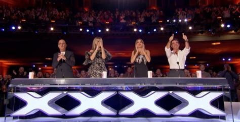 Americas Got Talent Judge Heidi Klum Breaks Down In Tears
