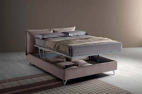 Vuoi un letto contenitore matrimoniale sommier in legno imbottito, su misura, di alta qualità e che duri nel tempo? Wisp | Camere da letto moderne | Mobili Sparaco