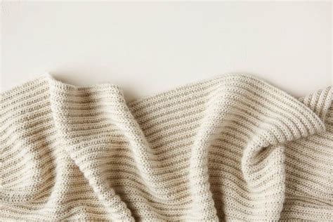 This knitting pattern has been developed by me in the swiss alps. No-Purl Ribbed Blanket | Purl Soho Neulotaan 3 o - nosta 1 ...