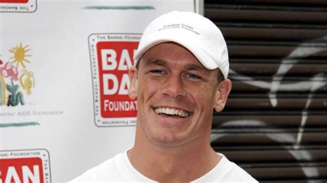 Wwe legend john cena has issued an apology to china for calling taiwan a country in a recent interview. Date Night: John Cena knutscht mit seiner neuen Freundin ...