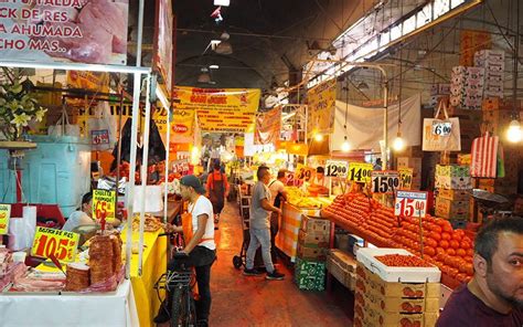 How to find your way through the massive Mercado de la Merced