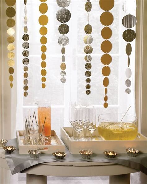 30 cool new year's eve decorations for a fun, festive new year's party. Easy Last-Minute DIY New Year's Eve Party Ideas