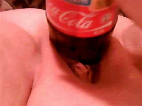 Plumpy BBW Wife Fucks Her Fat Snatch With 33 Oz Cola Bottle Mylust