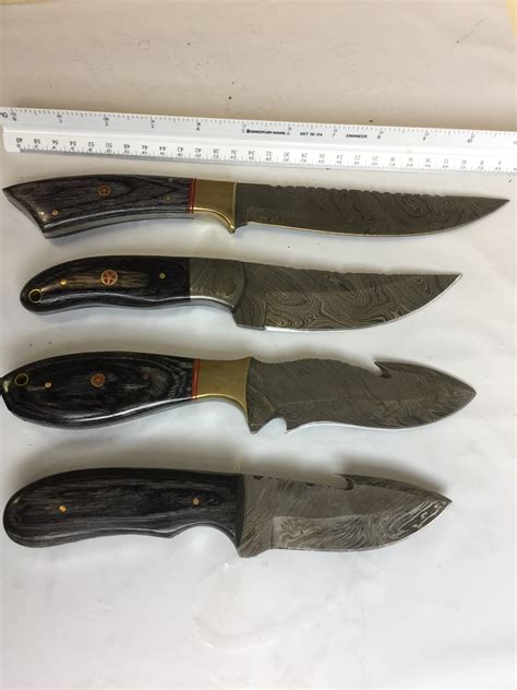4 Pieces Damascus Steel Dollar Wood Scale Skinning Knives Set Overall