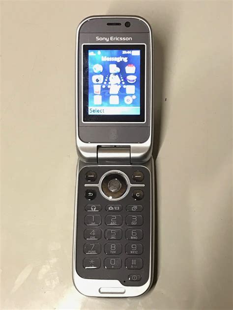 Sony Ericsson Z610 Mobile 123