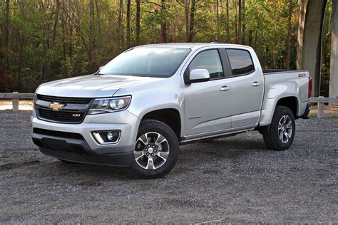 Learn more about the new 2015 chevrolet colorado vehicle by reading this review. 2015 Chevrolet Colorado Z71 - Driven Review - Top Speed