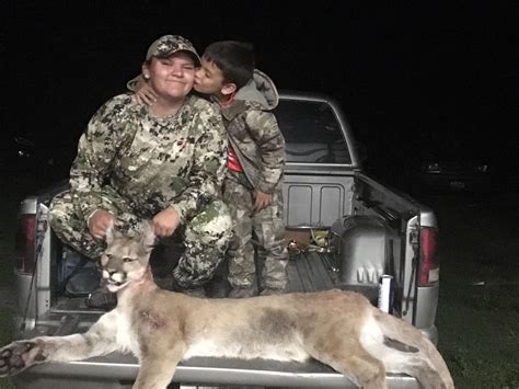 Washington Teen Shoots Cougar With Arrow Saves Brother From Attack The Spokesman Review