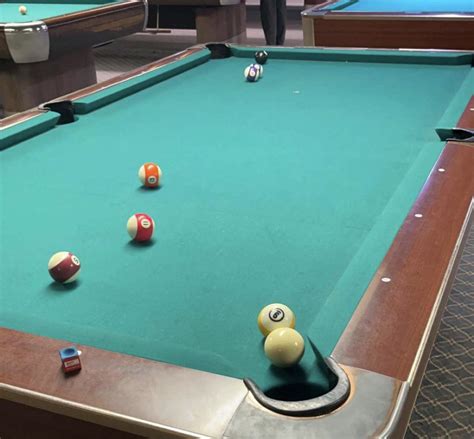 you are on the 8 ball and your opponent plays this safety what do you do r billiards