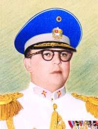 Fifa 19 marco pérez squad builder challenge. Que se vayan todos: Dictadura de Marco Perez Jimenez